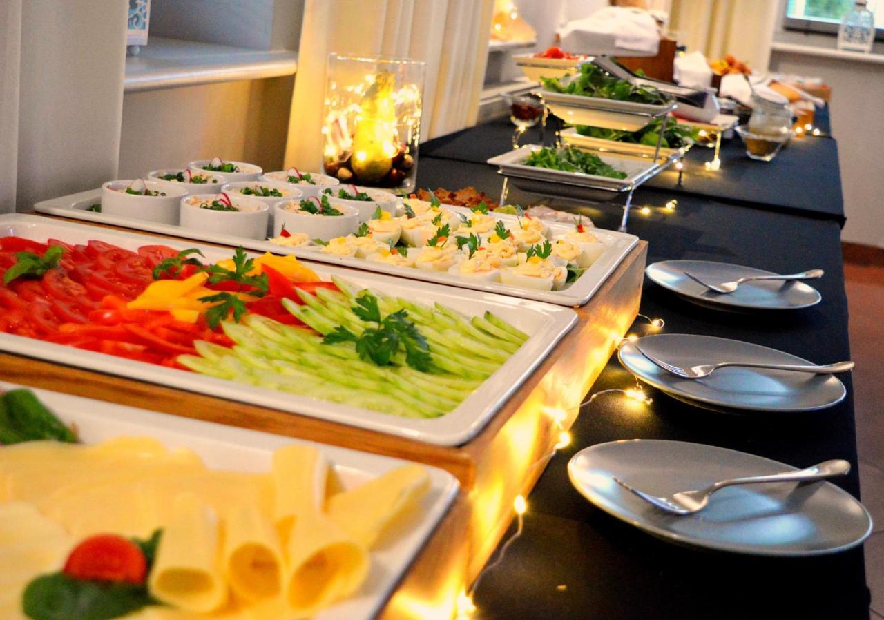 Tailor Hotel Sport & Conference โมรอค ภายนอก รูปภาพ